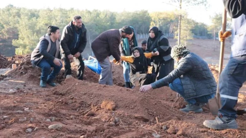 حادثة مؤلمة.. أم سورية تخسر أطفالها الثلاثة بعد اشتعال منزلهم في تركيا