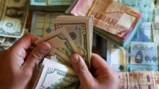 الدولار يتخطى الـ61000 ليرة مجدّداً.. سجل ما بين 61200- 61500 ليرة لبنانية