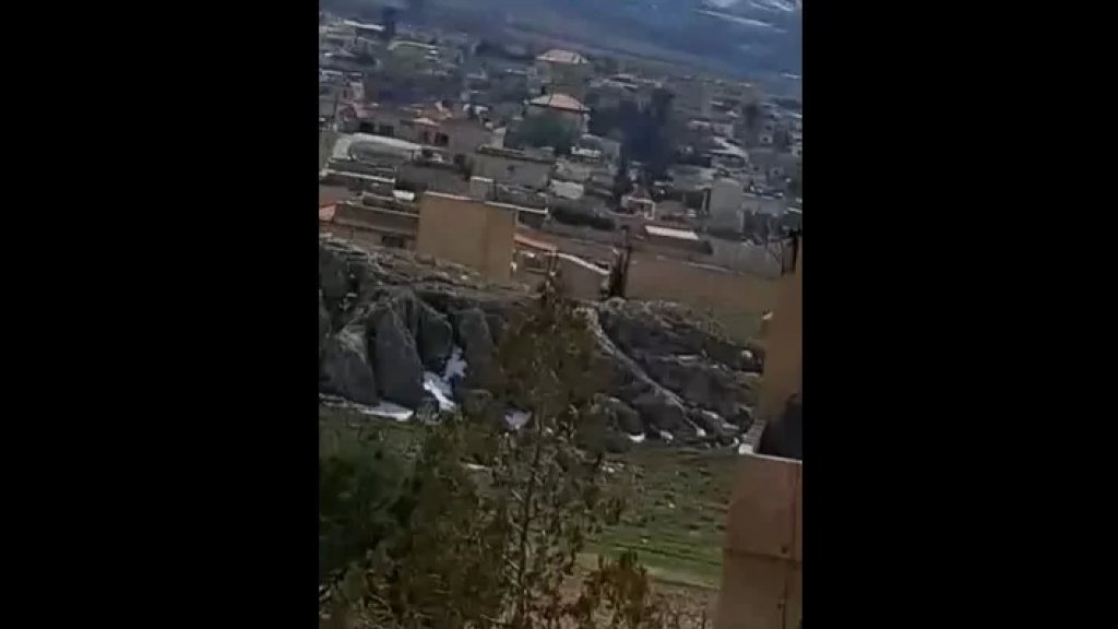 بالفيديو/ الجيش: اصابات خلال مداهمات لمنازل مطلوبين في بلدة حورتعلا- البقاع