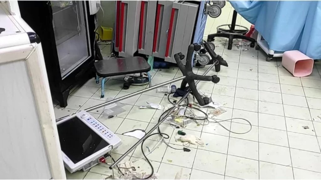 وزارة الصحة تفتح تحقيقًا حول حادثة نكسير قسم الطوارئ فجرًا في مستشفى الشيخ  راغب حرب