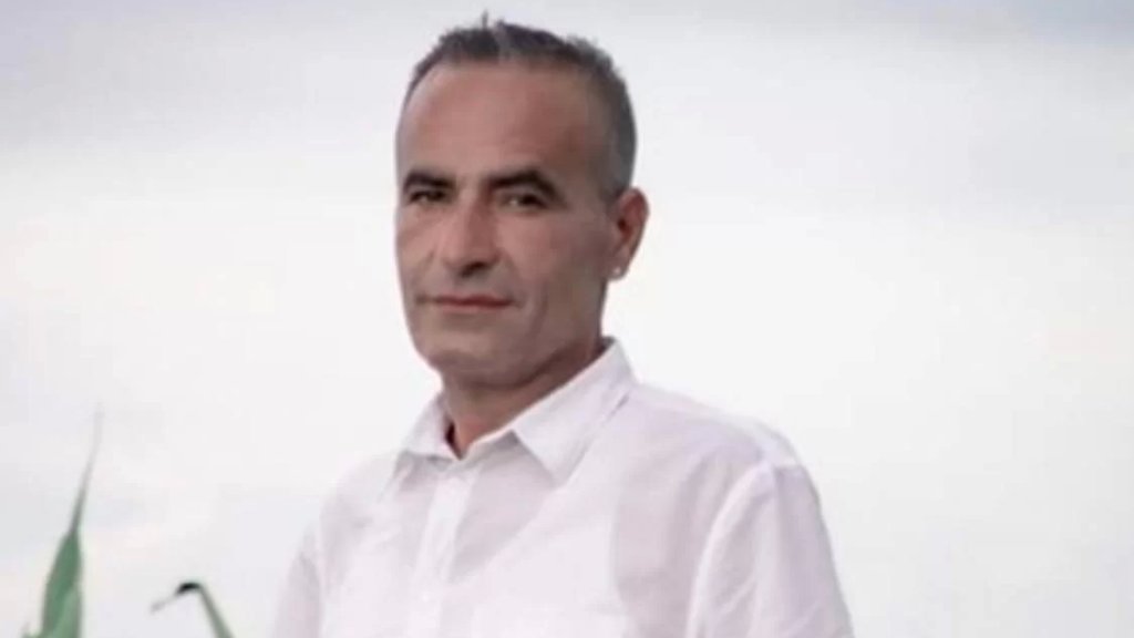 ابن بنت جبيل يكافح السرطان وهو بحاجة إلى عملية مستعجلة لإزالة ورم سرطاني انتشر في الكتف وتركيب كتف صناعي.. والمبلغ لم يكتمل بعد