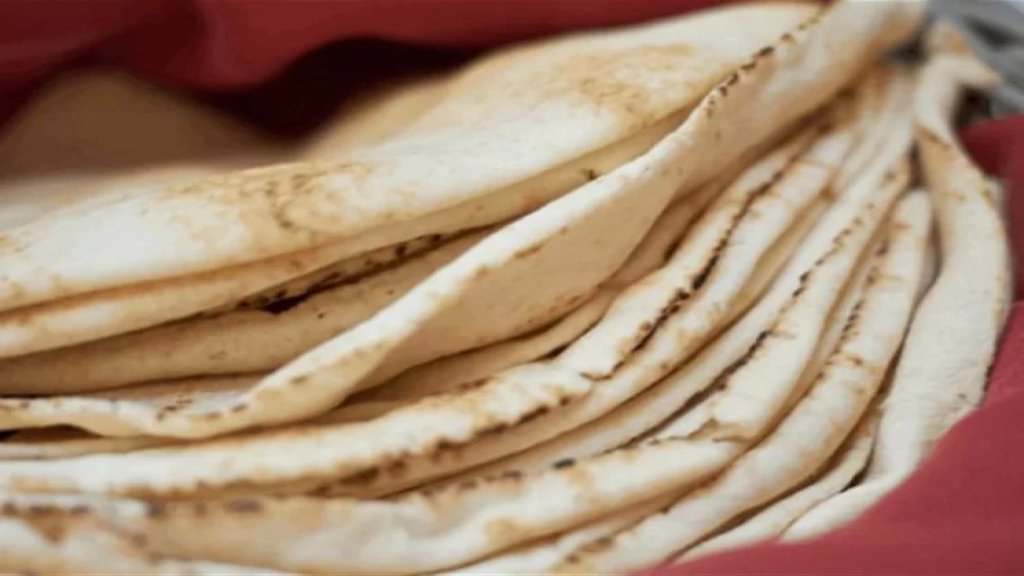 وزارة الاقتصاد حدّدت سعر الخبز: الكبيرة بـ45000 ليرة والمتوسطة بـ37000 ليرة