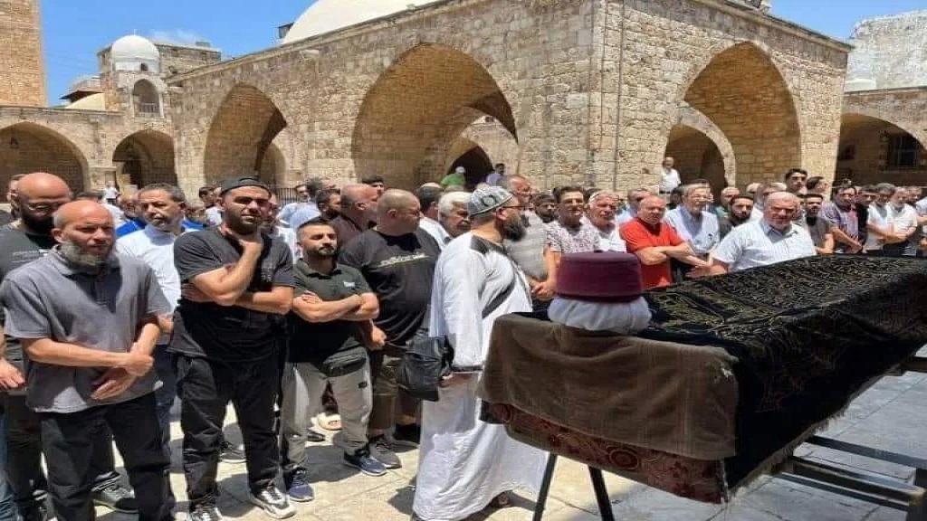 بالصور/ وداعًا أسعد.. تشييع مهيب للفنان عبدالله الحمصي (أسعد) في طرابلس