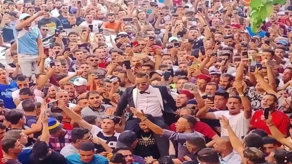 بالصور/ حفل زفاف أسطوري للشاب الجزائري الكفيف شمس الدين "موكا" في ولاية خنشلة... بمشاركة عشرة آلاف شخص