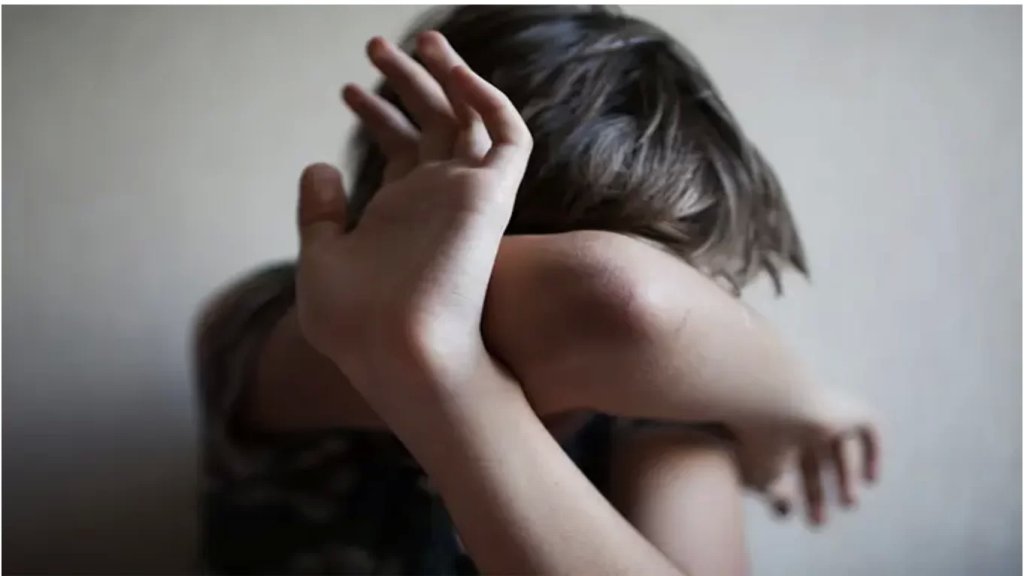 طفل لبناني جديد ضحية الإعتداء الجنسي.. تفاصيل تكشف عن &quot;مجرم&quot; برقايل المعتدي على ابن العشر سنوات!