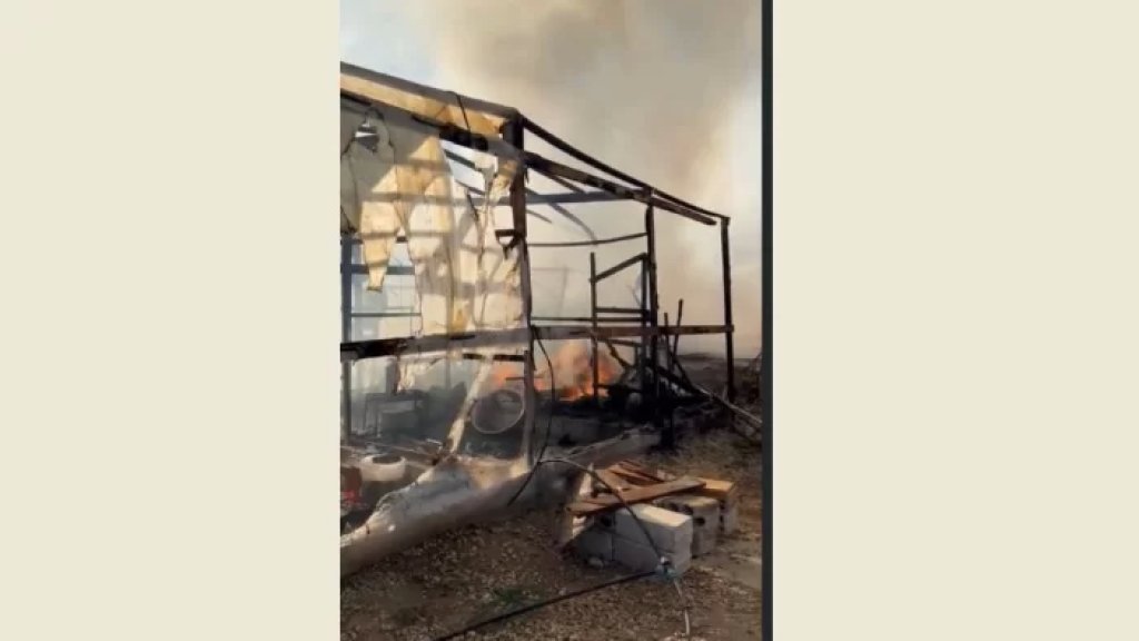بالفيديو/ حريق التهم خيم النازحين في بحنين - المنية