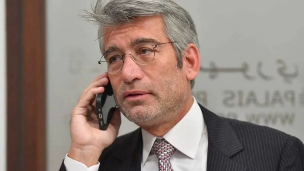 وزير الطاقة يعلن: "سفينة الحفر للتنقيب عن النفط والغاز من المفترض أن تبدأ أعمالها في البلوك رقم 9 منتصف شهر آب المقبل"