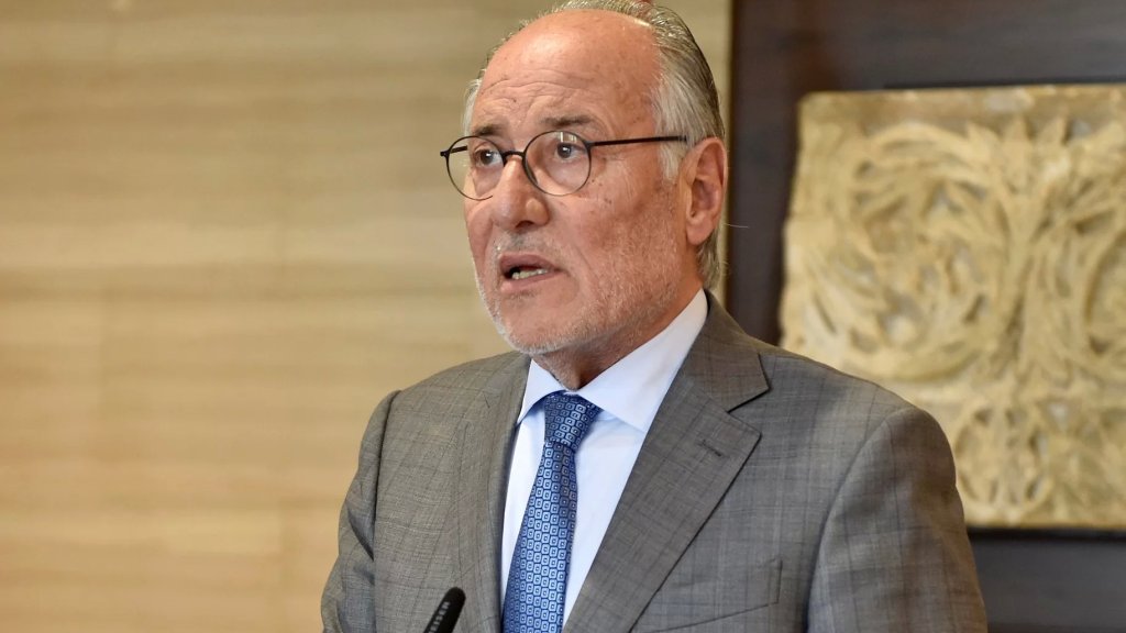 مناشدة من أهالي الطلاب الناجحين في الشهادة الثانوية الرسمية لوزير التربية: للإسراع في طباعة الشهادات!