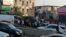 بالصور/ إنقلاب شاحنة عند مستديرة عاليه