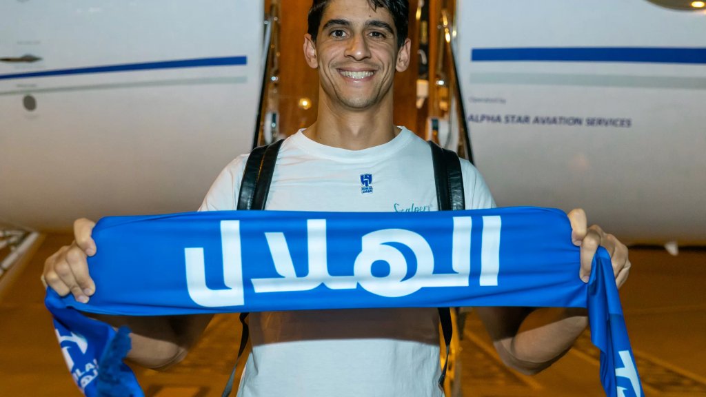 رسميًا...نادي الهلال السعودي يتعاقد  مع حارس مرمى منتخب المغرب ياسين بونو