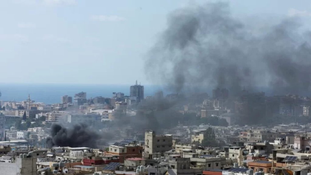 ارتفاع حصيلة القتلى في اشتباكات عين الحلوة إلى ثلاثة واتصالات لوقف إطلاق النار بشكل نهائي