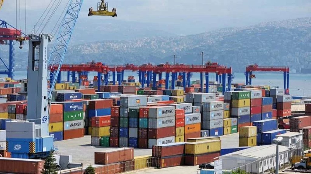 راتبه يفوق الـ 3000 دولار ويفرض رشاوى.. توقيف موظف في مرفأ بيروت!