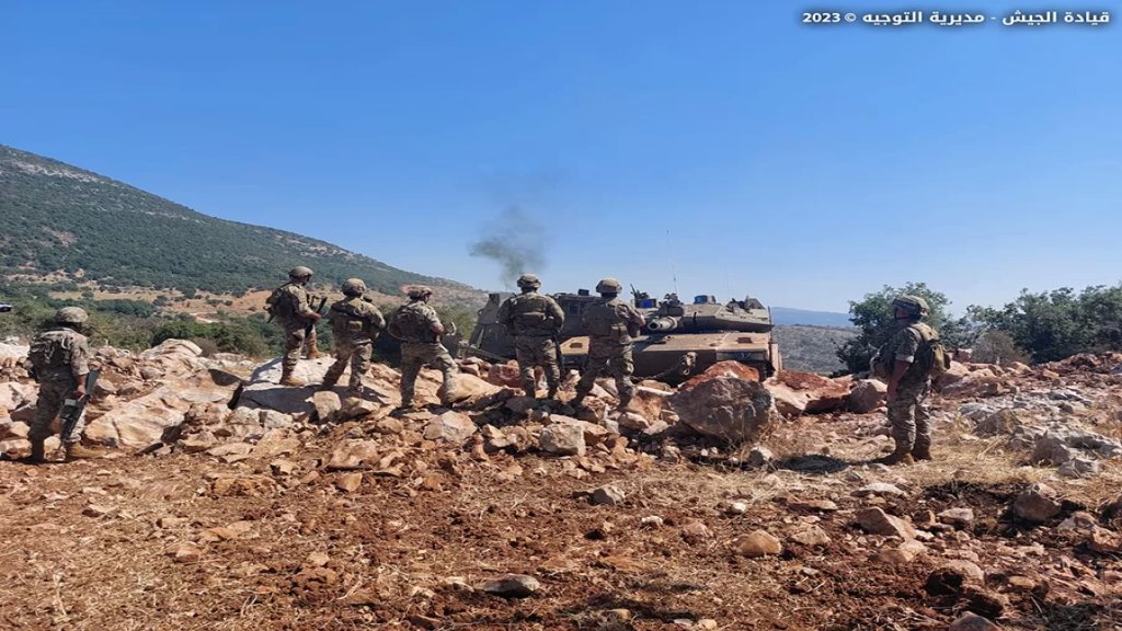الجيش اللبناني يرد على إطلاق جيش الإحتلال قنابل دخانية بالمثل في بسطرة الجنوبية