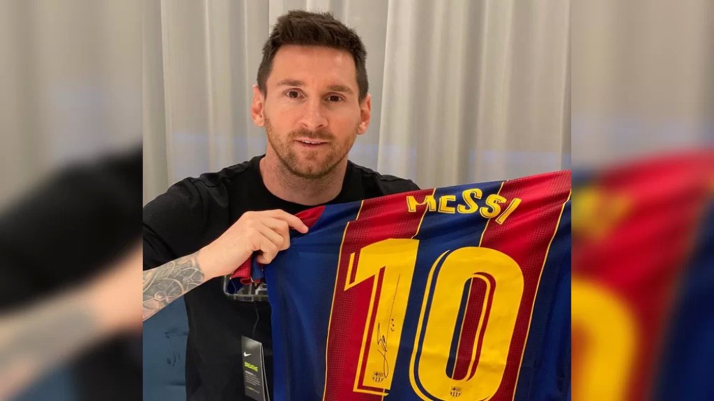 ميسي يتلقى وعدًا بالعودة إلى برشلونة من أجل "وداع لائق"