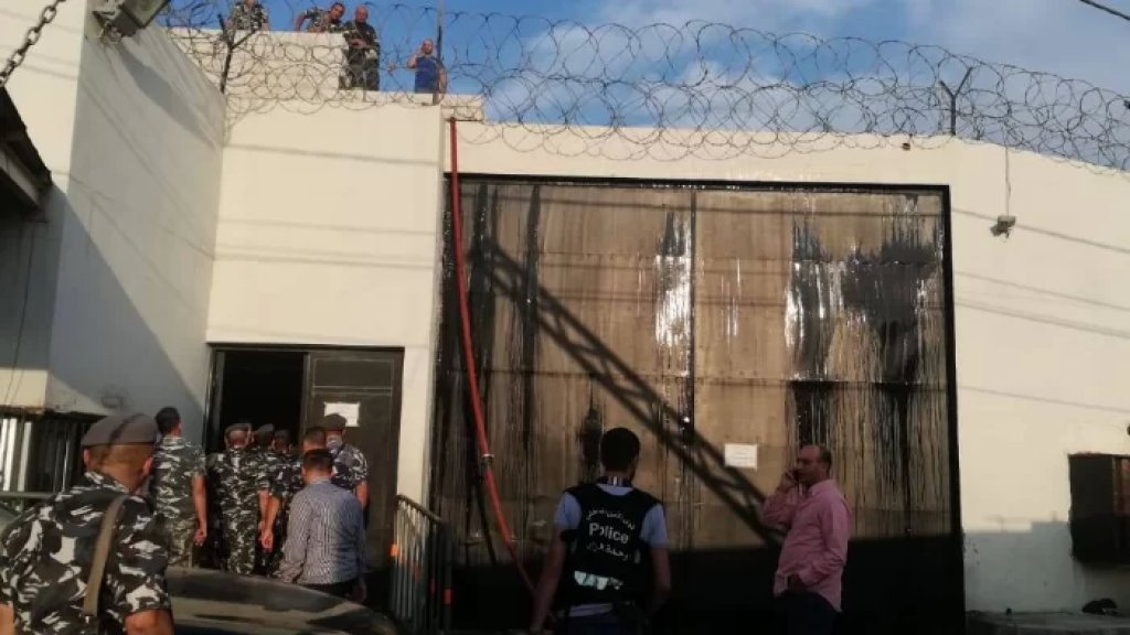 تمرد داخل سجن زحلة: سجناء أضرموا النيران داخل الغرف