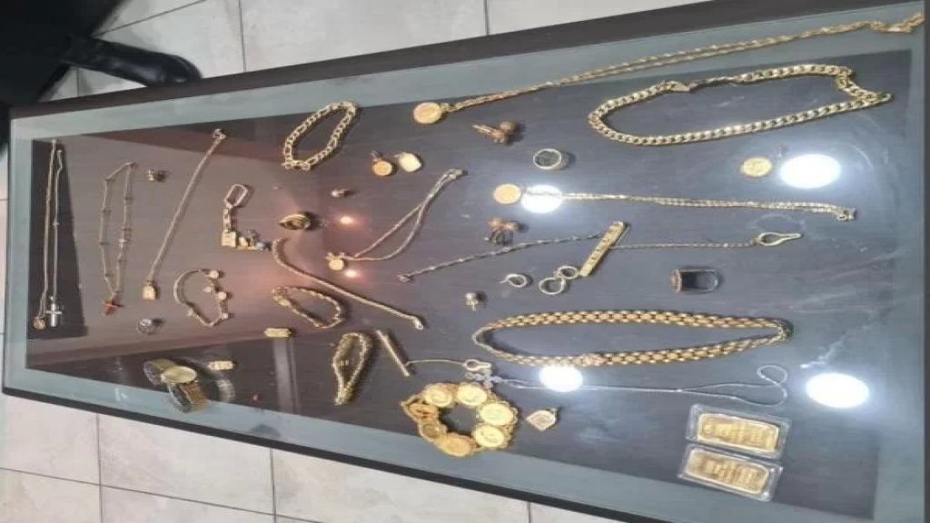 عصابة نسائية نفذّت عملية سرقة طالت أكثر من 130 ألف دولار ومصاغًا ذهبية من داخل أحد المنازل في الكورة!