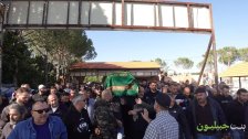 بالفيديو والصور/ اعتاد جمع الشُبان حوله كمن يجمع أولاده.. بنت جبيل تودع ابنها حسن هريش (أبو حمزة) إلى مثواه الأخير بموكب حاشد كبير