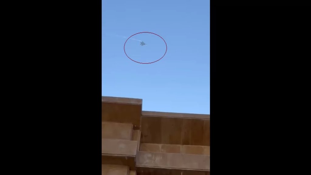 بالفيديو/ غارات وهمية للطيران الحربي الإسرائيلي فوق مناطق بنت جبيل