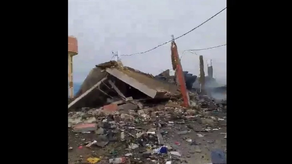 بالفيديو/ الغارة الجوية الاسرائيلية عند مثلث الجبين - طيرحرفا استهدفت محلًا تجاريًا كان استهدف منذ أيام
