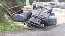 سقوط قتيل نتيجة تدهور سيارة وانقلابها إلى محاذاة أوتوستراد صيدا - صور - محلة الصرفند بحسب التحكم المروري.