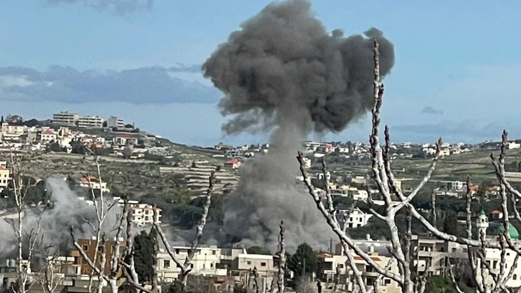 غارة جوية استهدفت بلدة كفرا بعد إطلاق صاروخ لم ينفجر
