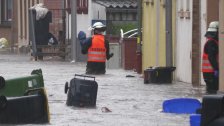 ليس لها مثيل منذ قرن.. فيضانات ألمانيا تحول الشوارع أنهارا!