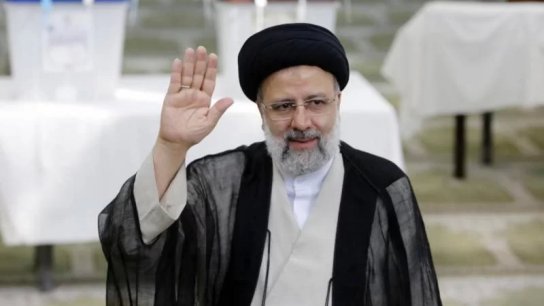لبنان يعلن الحداد الرسمي ثلاثة أيام على وفاة رئيس الجمهورية الإسلامية الإيرانية ابراهيم رئيسي