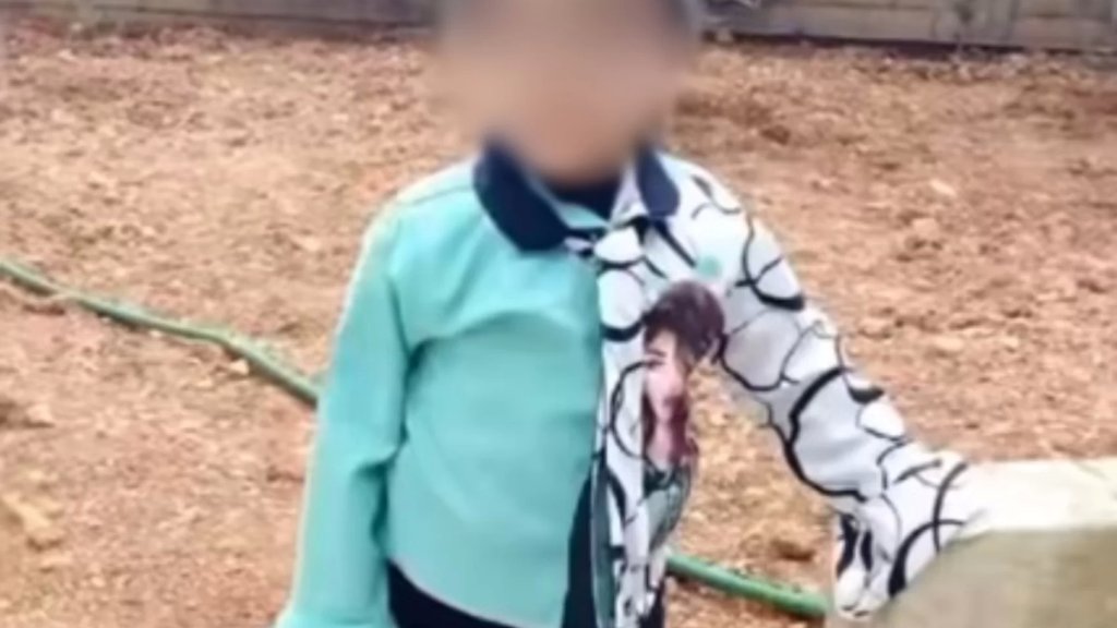 حادثة مروّعة تهزّ بعلبك: ترك طفلته في السيارة لساعات فأحرقتها حرارة الشمس وفارقت الحياة!