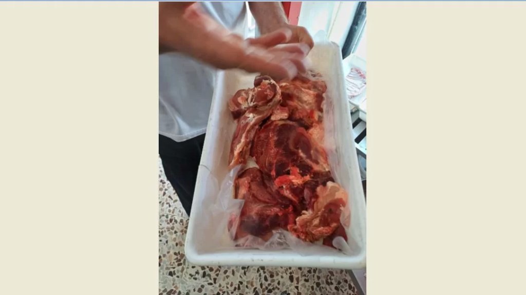 محضرا ضبط بحق ملحمة في عرب صاليم ومحل حلويات في النبطية