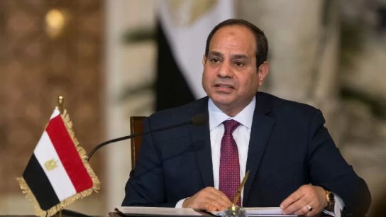 السيسي: مصر حافظت على أرضها واستقلالها مع التمسك بحقوق أشقائها وبخاصة الفلسطينيون