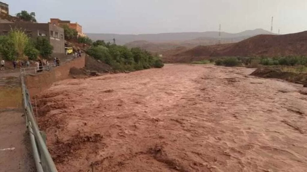 بالصور/ فيضانات مفاجئة جنوب شرقي المغرب تخلف خسائر فادحة!