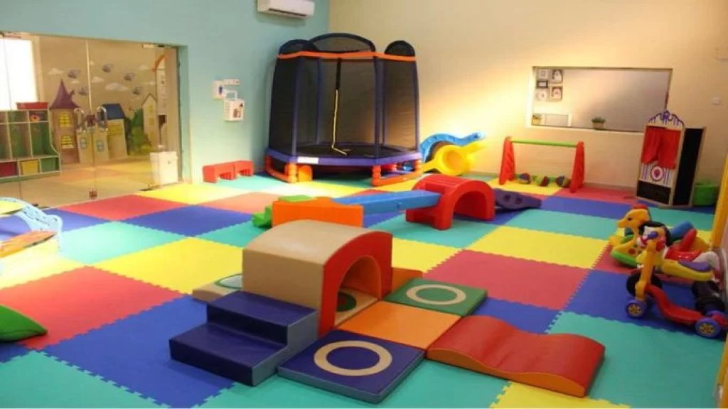 وزير الصحة يعلن إقفال حضانات الأطفال غدًا في المناطق الجبلية ابتداءً من علو 500 م وما فوق بسبب موجة الصقيع 