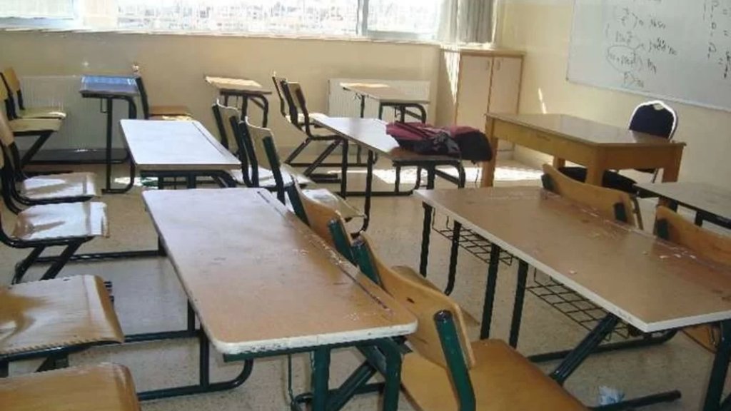 &quot;كلنا للوطن&quot;...الزامي بالمدراس كل اثنين