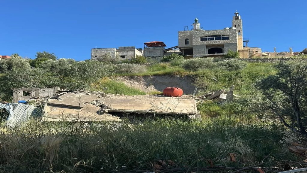  مسيرة إسرائيلية استهدفت منزلا مدمرا  في بلدة مجدل زون ووقوع اصابة