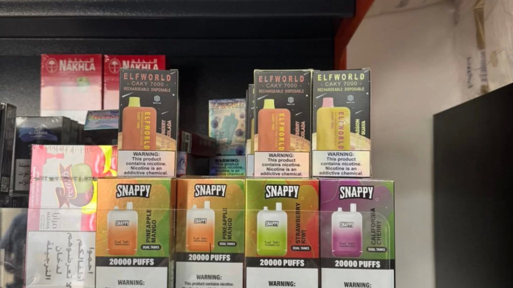 &quot;الريجي&quot; صادرت في الضاحية الجنوبية سجائر إلكترونية مهرّبة ومعسلاً مزوّراً