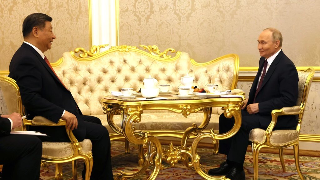 بوتين وشي في جلسة "شاي وحلويات"