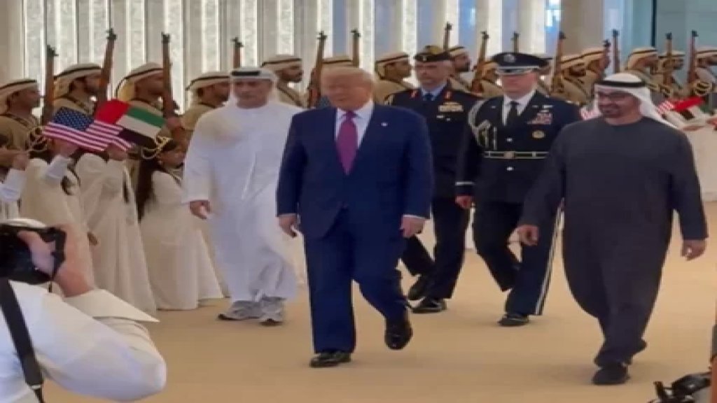 بالفيديو/ دولة الإمارات تستقبل "أبو إيفانكا" بالمقاتلات والعراضات الفلكلورية