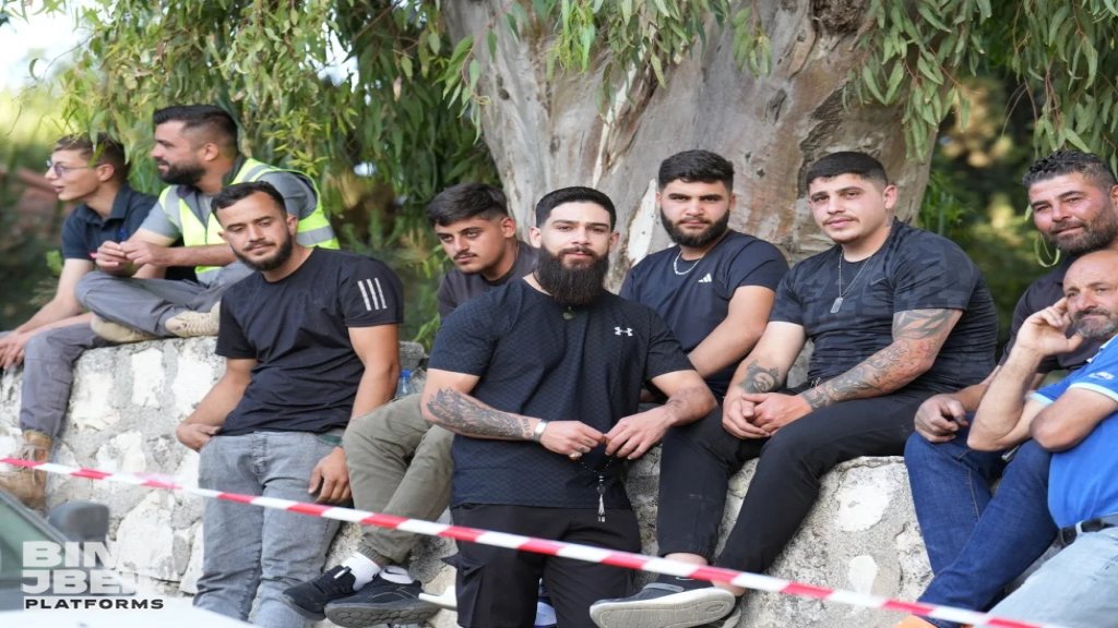 بنت جبيل تنتخب مخاتيرها.. تقرير مصور عن اليوم الانتخابي الطويل في المدينة