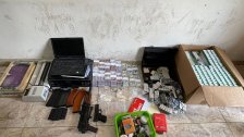 خطف، سرقة، تزوير، إطلاق نار وقذائف صاروخية نحو عناصر من الجيش وغيرها من الجرائم.. مقتل مطلوب خطير أثناء عملية دهم في بريتال!