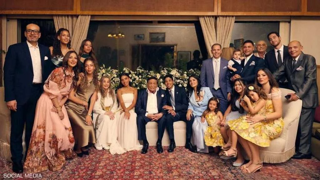 بعد أسابيع من عيد ميلاده الـ85.. ظهور نادر لعادل إمام بعد غياب طويل!