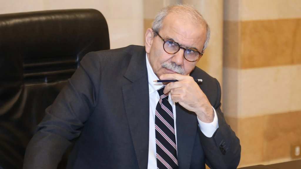 رئيس مجلس الوزراء يتحرك لمعالجة الروائح الكريهة في محيط مطار بيروت: للتشدد في الرقابة على المزارع والمسالخ