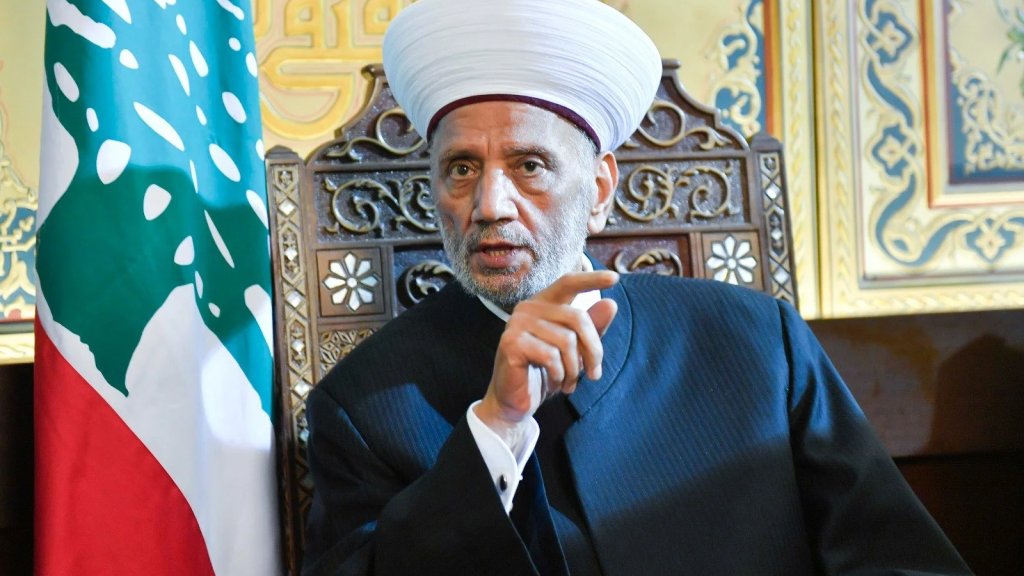 المفتي دريان خلال اتصال مع قائد الجيش: دار الفتوى لن تسمح بجر لبنان إلى أتون الفتن الطائفية والمذهبية