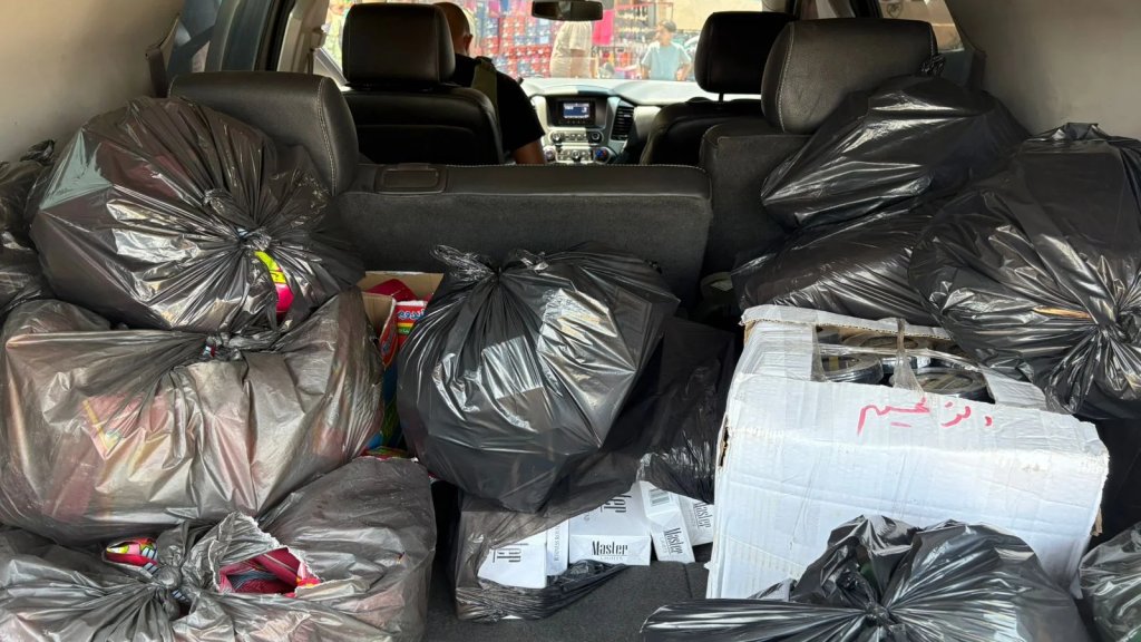 بالصور/ مداهمات لـ"الريجي" جنوبًا.. ضبط سجائر وسيجاريللو ومعسّل مهرّب ومزوّر