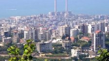 سيدة تتحدى سارقًا مسلحًا وتجبره على الفرار: "قوصني!"