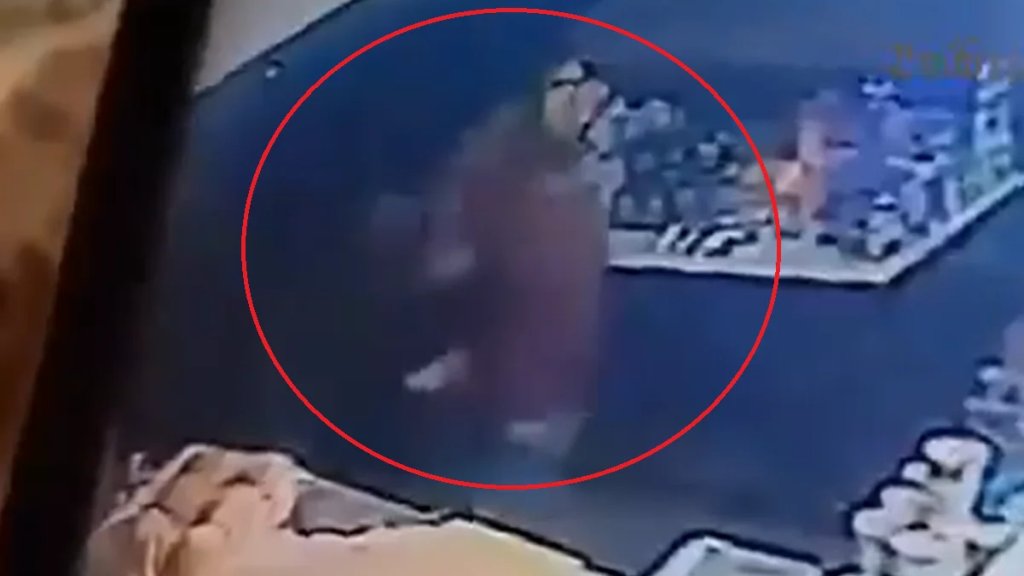 ضحيتها شاب سوري.. جريمة قتل هزّت ليل الضاحية الجنوبية: وجّه اليه 6 طعنات وفرّ! 