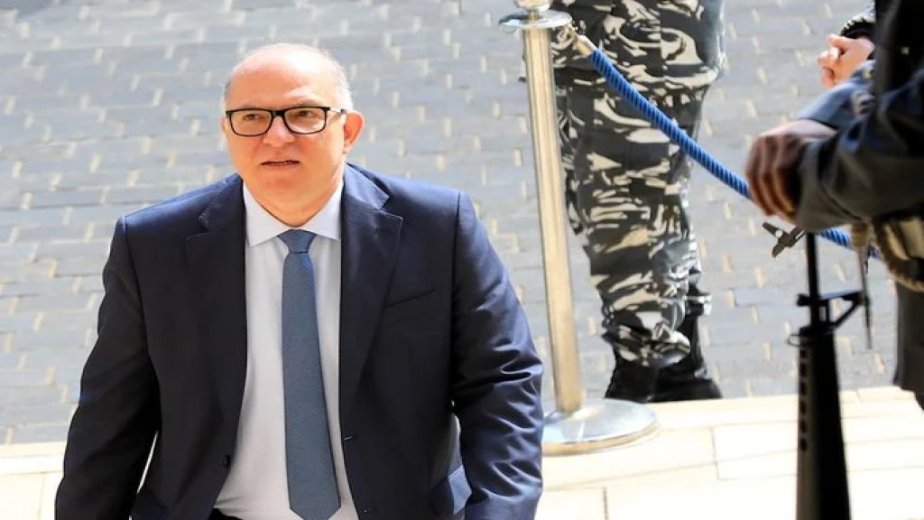 الوزير حيدر من داخل مجلس الوزراء : ما منحكي بالسلاح قبل انسحاب العدو ووقف الاعتداءات واعادة الاعمار