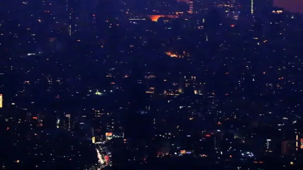 انقطاع شامل للكهرباء في لبنان والسبب: عطل طارئ جراء الرطوبة والحرّ!
