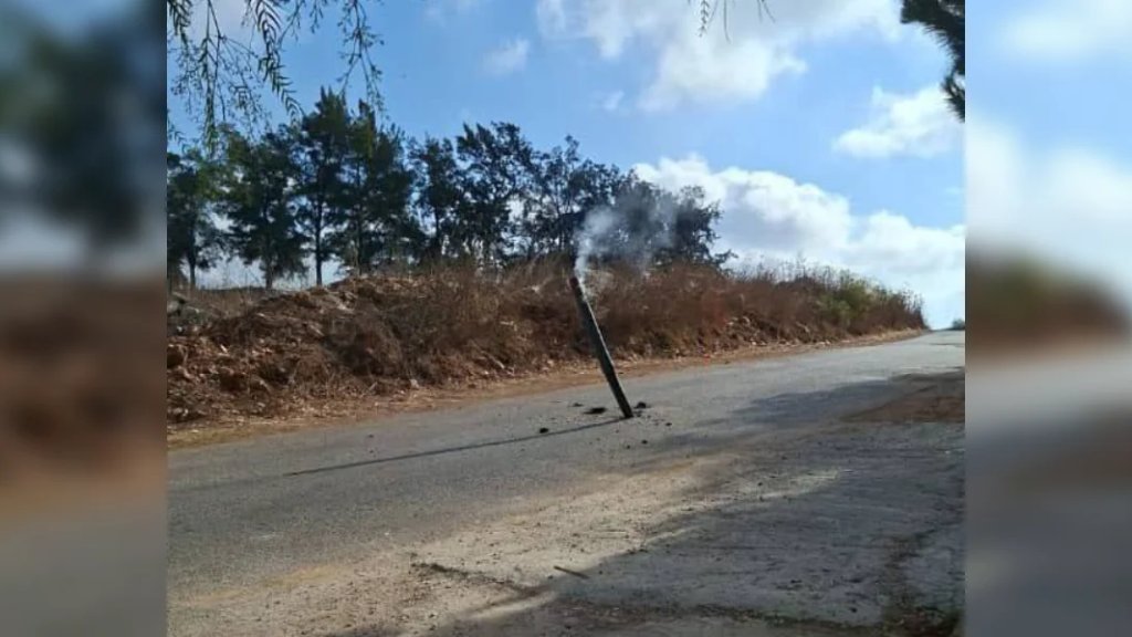 سقوط صاروخ على طريق درب القمر في ميفدون دون أن ينفجر