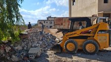 بلدية بنت جبيل تباشر حملة لإزالة الردميات ومخلفات الحرب والمكبات العشوائية المتبقية في الشوارع 