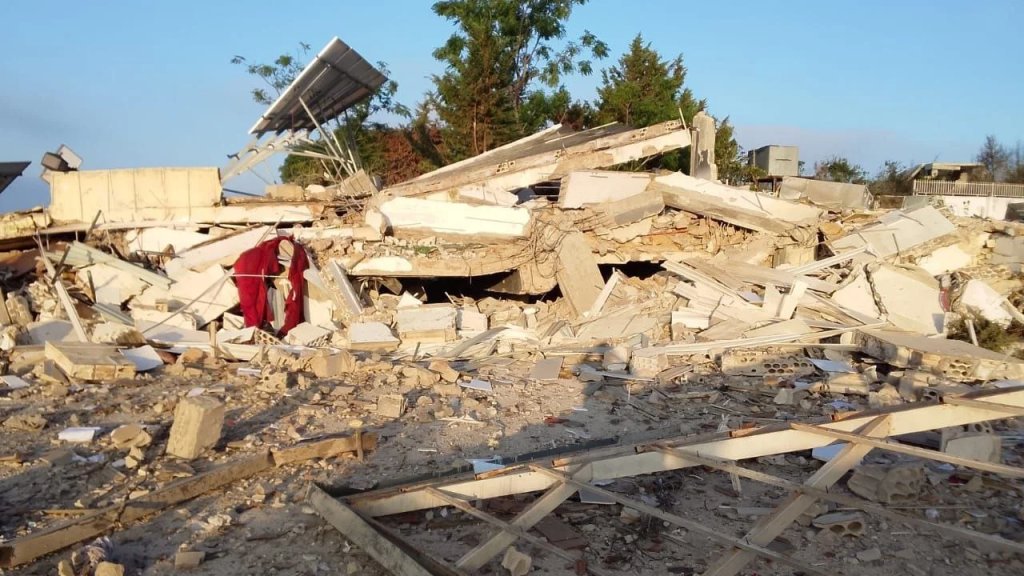 القوات الإسرائيلية نسفت فجراً مبنى تابعاً لمدرسة ذوي الاحتياجات الخاصة في حي أبو طويل عند أطراف عيتا الشعب!